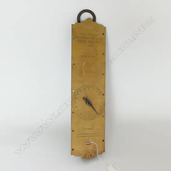 LARGE SALTER'S SPRING BALANCE TO WEIGH 60lb BY 2oz. H.420mm, (REQUIRES HOOK)